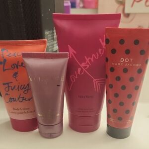 Vera Wang Lovestruck Body Lotion - Pink and Red